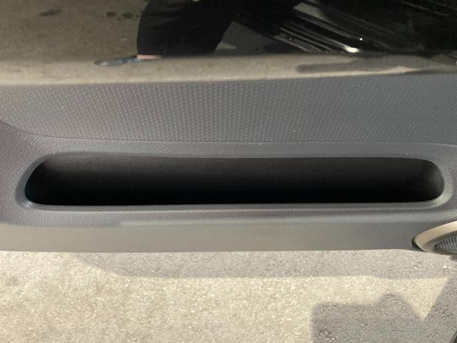 ハスラー J STYLE II MR41S 2型 CD 2トーンカラー オートライト プッシュスタート シートヒーター オートエアコン 衝突被害軽減システム アイドリングストップ 横滑り防止機能 衝突安全ボディ 盗難防止システム CDプレイヤー HIDヘッドライト(51枚目)