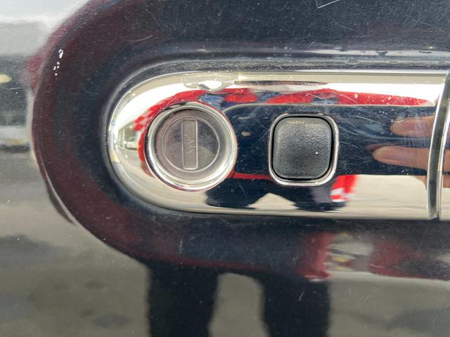 ハスラー J STYLE II MR41S 2型 CD 2トーンカラー オートライト プッシュスタート シートヒーター オートエアコン 衝突被害軽減システム アイドリングストップ 横滑り防止機能 衝突安全ボディ 盗難防止システム CDプレイヤー HIDヘッドライト(53枚目)