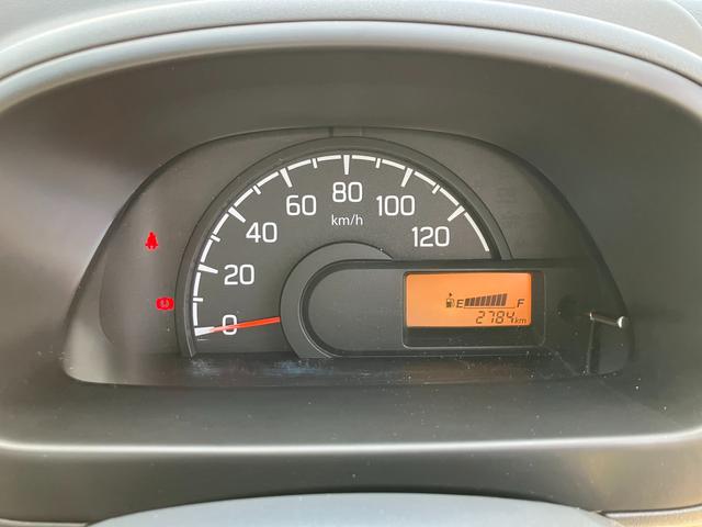 キャリイトラック ＫＣエアコン・パワステ農繁　７型　５ＭＴ　パートタイム４ＷＤ　オートライト　衝突被害軽減システム　アイドリングストップ　横滑り防止機能　衝突安全ボディ　５ＭＴ　パートタイム４ＷＤ　キーレスエントリー　パワーウインドウ　リアゲートチェーン　デフロック（18枚目）