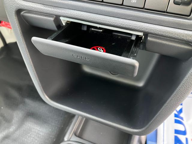 キャリイトラック ＫＣエアコン・パワステ農繁　７型　５ＭＴ　パートタイム４ＷＤ　オートライト　衝突被害軽減システム　アイドリングストップ　横滑り防止機能　衝突安全ボディ　５ＭＴ　パートタイム４ＷＤ　キーレスエントリー　パワーウインドウ　リアゲートチェーン　デフロック（32枚目）