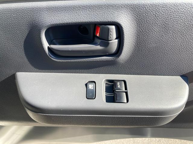 キャリイトラック ＫＣエアコン・パワステ　７型　ラジオ　衝突被害軽減ブレーキ　オートライト　キーレスエントリ―　衝突被害軽減システム　アイドリングストップ　パワーウインドースイッチ　横滑り防止機能（37枚目）