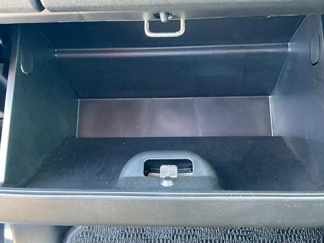 �Ԍ��؂����Ă����̂ɂƂ��Ă��֗��ȃO���[�u�{�b�N�X��