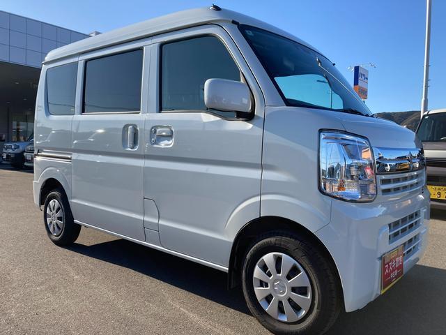 エブリイ ＪＯＩＮ　６型　ディスプレイオーデオ　バックカメラ　４ＷＤ　バックカメラ　オートライト　Ｂｌｕｅｔｏｏｔｈ　スライドドア　プッシュスタート　シートヒーター　衝突被害軽減システム　横滑り防止機能　衝突安全ボディ　ディスプレイオーデオ　４ＷＤ　アイドリングストップ（6枚目）