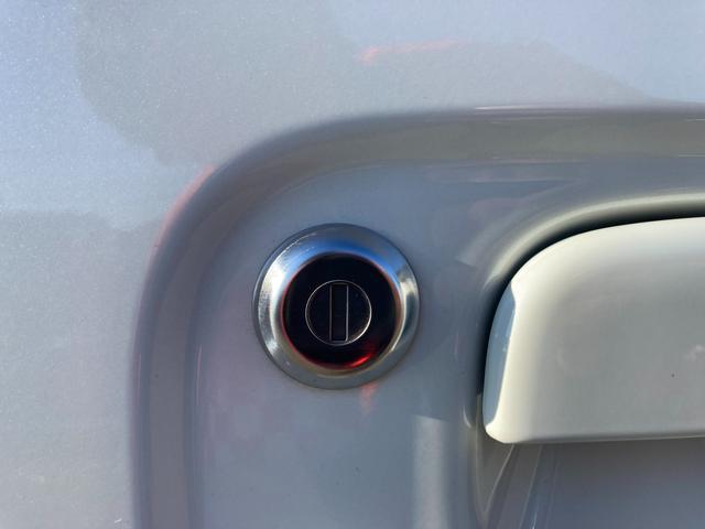 エブリイ ＪＯＩＮ　６型　ディスプレイオーデオ　バックカメラ　４ＷＤ　バックカメラ　オートライト　Ｂｌｕｅｔｏｏｔｈ　スライドドア　プッシュスタート　シートヒーター　衝突被害軽減システム　横滑り防止機能　衝突安全ボディ　ディスプレイオーデオ　４ＷＤ　アイドリングストップ（20枚目）