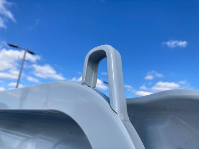 キャリイトラック ＫＣエアコン・パワステ　７型　パートタイム４ＷＤ　ラジオ　オートライト　キーレスエントリー　４ＷＤ　衝突被害軽減システム　横滑り防止機能　衝突安全ボディ　ラジオ　マニュアルエアコン　ＬＥＤルームランプ（57枚目）