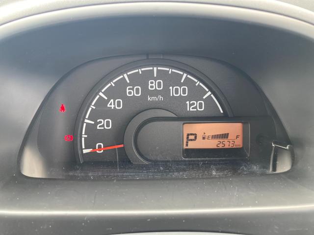 キャリイトラック ＫＣエアコン・パワステ農繁　７型　４ＷＤ　４ＡＴ　ラジオ　オートライト　キーレスエントリー　エアコン　パワステ　衝突被害軽減システム　衝突安全ボディ　４ＷＤ　４ＡＴ　ラジオ　パワーウインドウ（15枚目）