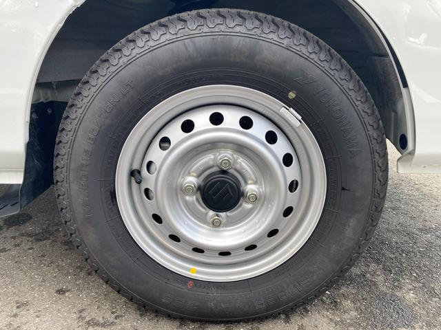 キャリイトラック ＫＣエアコン・パワステ農繁　７型　４ＷＤ　４ＡＴ　ラジオ　オートライト　キーレスエントリー　エアコン　パワステ　衝突被害軽減システム　衝突安全ボディ　４ＷＤ　４ＡＴ　ラジオ　パワーウインドウ（16枚目）