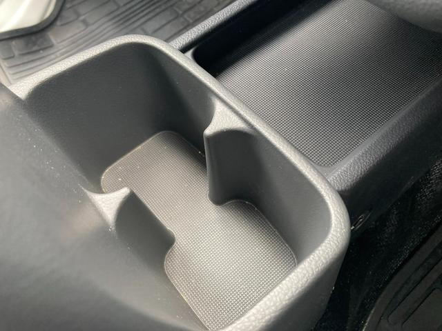 キャリイトラック ＫＣエアコン・パワステ農繁　７型　４ＷＤ　４ＡＴ　ラジオ　オートライト　キーレスエントリー　エアコン　パワステ　衝突被害軽減システム　衝突安全ボディ　４ＷＤ　４ＡＴ　ラジオ　パワーウインドウ（25枚目）