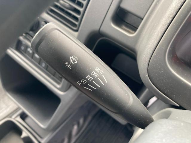 キャリイトラック ＫＣエアコン・パワステ農繁　７型　４ＷＤ　４ＡＴ　ラジオ　オートライト　キーレスエントリー　エアコン　パワステ　衝突被害軽減システム　衝突安全ボディ　４ＷＤ　４ＡＴ　ラジオ　パワーウインドウ（27枚目）