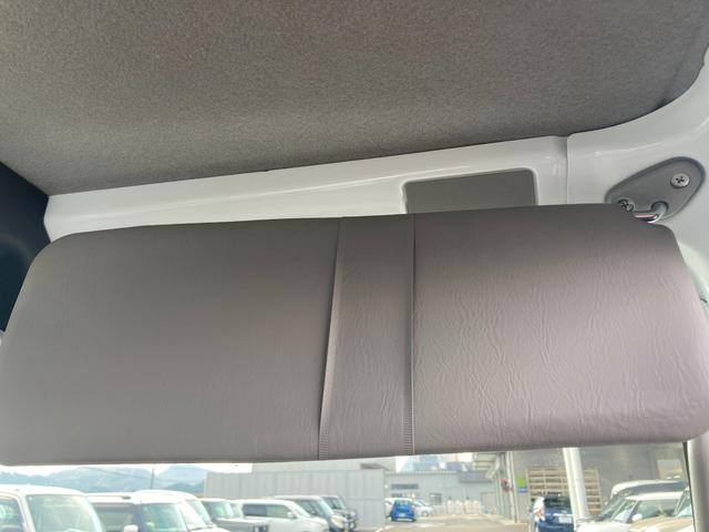 キャリイトラック ＫＣエアコン・パワステ農繁　７型　４ＷＤ　４ＡＴ　ラジオ　オートライト　キーレスエントリー　エアコン　パワステ　衝突被害軽減システム　衝突安全ボディ　４ＷＤ　４ＡＴ　ラジオ　パワーウインドウ（36枚目）