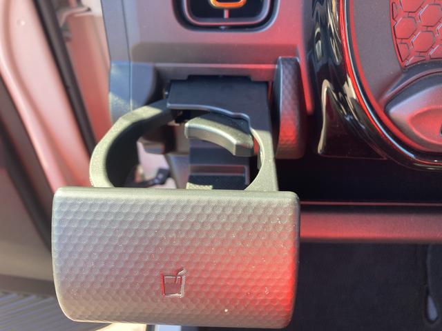 ハスラー ＨＹＢＲＩＤ　Ｘターボ　３型　クルコン　ＬＥＤヘッドライト　オートライト　プッシュスタート　シートヒーター　オートエアコン　衝突被害軽減システム　アイドリングストップ　横滑り防止機能　衝突安全ボディ　盗難防止システムアダクティブクルーズコントロール（56枚目）