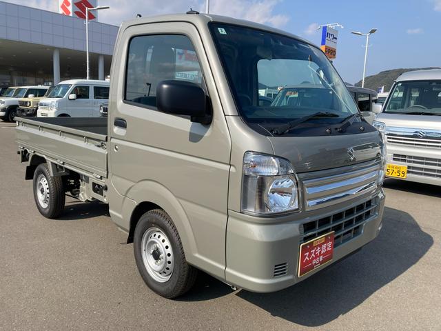 キャリイトラック ＫＣエアコン・パワステ　７型　ラジオ　４ＷＤ　５速ＭＴ　オートライト　ラジオ　エアコン　衝突被害軽減システム　アイドリングストップ　横滑り防止機能　衝突安全ボディ　パートタイム４ＷＤ　５ＭＴ　キーレスエントリー　パワーウインドウ（6枚目）