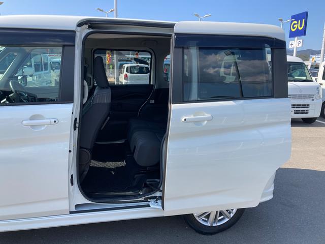 �J�����̍L���h�A�ŏ��~��y�X��