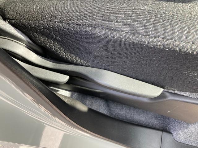 スペーシアベース ＸＦ　２型　右側電動スライド　マルチボード　衝突被害軽減Ｂ　オートライト　スライドドア　プッシュスタート　シートヒーター　オートエアコン　衝突被害軽減システム　アイドリングストップ　横滑り防止機能　衝突安全ボディ　盗難防止システム　マルチボード（46枚目）