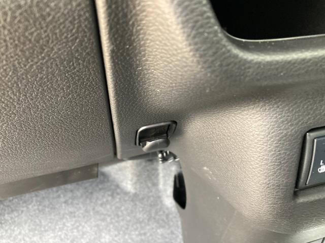 スペーシアベース ＸＦ　２型　右側電動スライド　マルチボード　衝突被害軽減Ｂ　オートライト　スライドドア　プッシュスタート　シートヒーター　オートエアコン　衝突被害軽減システム　アイドリングストップ　横滑り防止機能　衝突安全ボディ　盗難防止システム　マルチボード（50枚目）