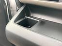 助手席にもドリンクホルダー装備☆