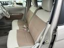 助手席もゆったり座ることができますよ☆