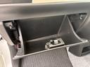 車検証を入れて置くのに便利なグローブボックス☆