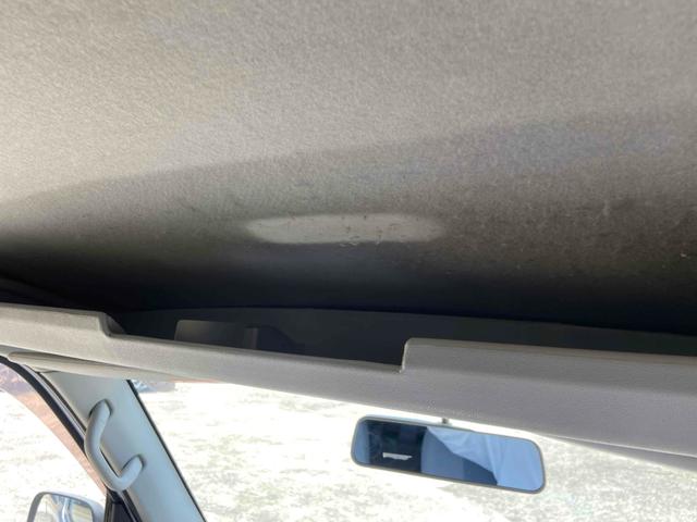ハイゼットカーゴ 　軽バン　ＭＴ　両側スライドドア　エアコン　運転席エアバッグ　助手席エアバッグ（14枚目）