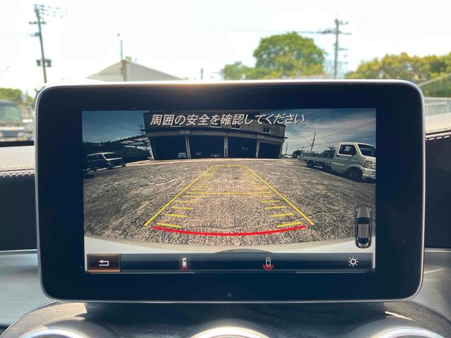 Ｃクラス Ｃ１８０クーペ　スポーツ　バックカメラ　ナビ　ＴＶ　クリアランスソナー　レーンアシスト　衝突被害軽減システム　ＡＴ　オートライト　スマートキー　アイドリングストップ　シートヒーター　アルミホイール　パワーシート　ＣＤ　エアコン（4枚目）