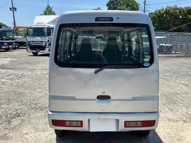 ミニキャブバン 　軽バン　ＭＴ　ナビ　ＴＶ　両側スライドドア　エアコン　運転席エアバッグ（7枚目）