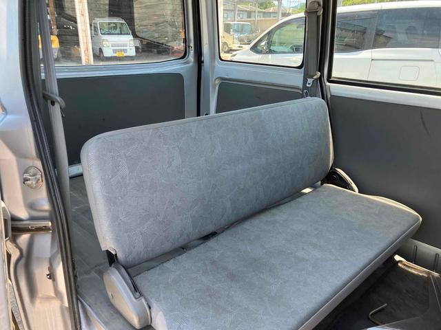 ミニキャブバン 　軽バン　ＭＴ　ナビ　ＴＶ　両側スライドドア　エアコン　運転席エアバッグ（12枚目）