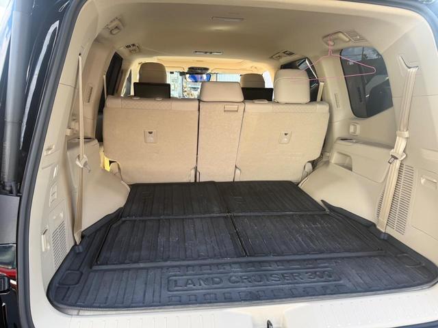 TOYOTA LAND CRUISER ZX | 2023 | BLACK | 23000 km | details TOYOTA LAND CRUISER ZX | 2023 | BLACK | 23000 km | details