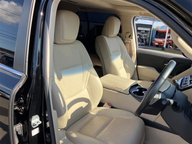 ランドクルーザー ＺＸ　ＧＲ　ＳＰＯＲＴＳグリル　モデリスタフルエアロ　純正ナビ地デジＴＶ　後席モニター　全周囲カメラ　ＥＴＣ　スマートキー　サンルーフ　本革シート　ＬＥＤヘッドライト　セーフティーセンス（38枚目）