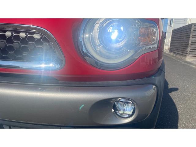 クロスビー ハイブリッドMX スズキセーフティサポートパッケージ装着車・トーンカラー・レッド×ブラック2Bluetoothオーディオ・カーナビ・バックカメラ・プッシュスタート・スマートキー・ETC・地デジテレビ・(8枚目)