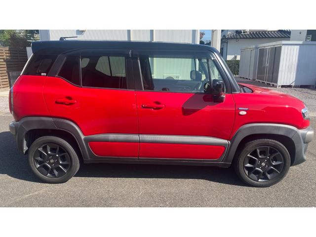 クロスビー ハイブリッドMX スズキセーフティサポートパッケージ装着車・トーンカラー・レッド×ブラック2Bluetoothオーディオ・カーナビ・バックカメラ・プッシュスタート・スマートキー・ETC・地デジテレビ・(9枚目)