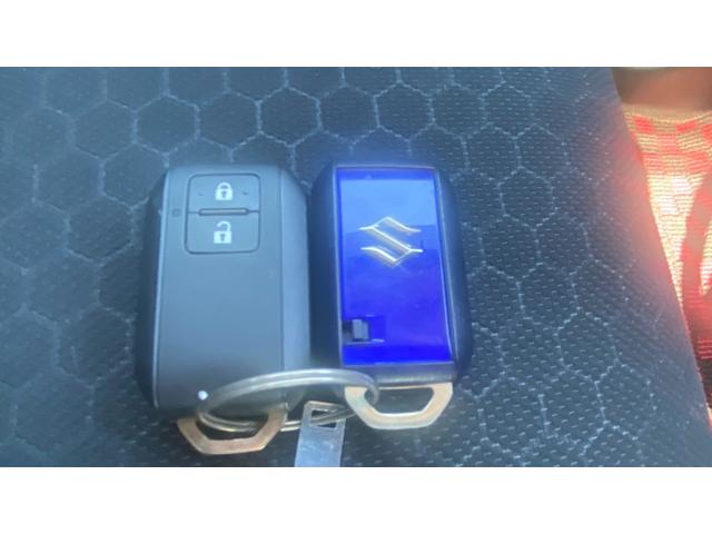 クロスビー ハイブリッドMX スズキセーフティサポートパッケージ装着車・トーンカラー・レッド×ブラック2Bluetoothオーディオ・カーナビ・バックカメラ・プッシュスタート・スマートキー・ETC・地デジテレビ・(16枚目)