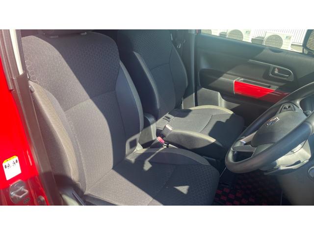 クロスビー ハイブリッドMX スズキセーフティサポートパッケージ装着車・トーンカラー・レッド×ブラック2Bluetoothオーディオ・カーナビ・バックカメラ・プッシュスタート・スマートキー・ETC・地デジテレビ・(18枚目)