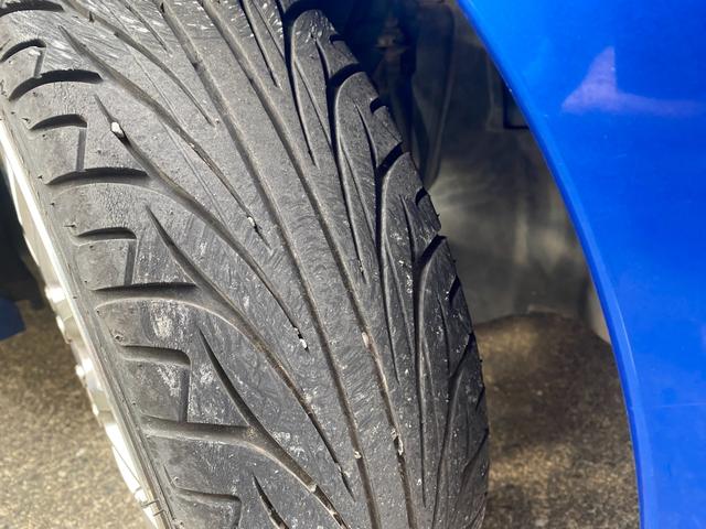 ステラ カスタムＲＳ　Ｓエディション　ＤＯＨＣ・スーパーチャージャー・１５インチアルミホイール・ブーストメーター・社外マフラー・エアロパーツ・キーレスエントリー・エアコン（29枚目）