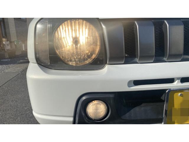 ジムニー ＦＩＳフリースタイルワールドカップリミテッド　Ｂｌｕｅｔｏｏｔｈオーディオ・パートタイム４ＷＤ高低２段切り替え式（後輪駆動ベース）・ＤＯＨＣインタークーラーターボ・フロア４ＡＴ（8枚目）