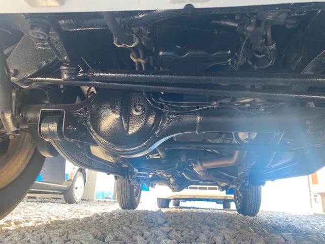 ジムニー ＦＩＳフリースタイルワールドカップリミテッド　Ｂｌｕｅｔｏｏｔｈオーディオ・パートタイム４ＷＤ高低２段切り替え式（後輪駆動ベース）・ＤＯＨＣインタークーラーターボ・フロア４ＡＴ（20枚目）