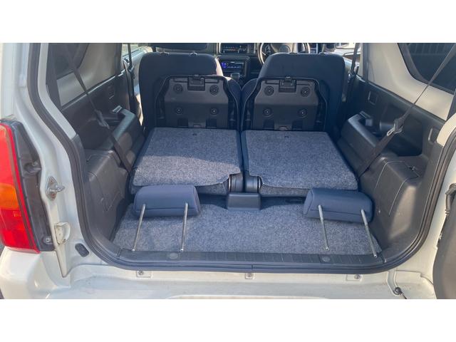 ジムニー ＦＩＳフリースタイルワールドカップリミテッド　Ｂｌｕｅｔｏｏｔｈオーディオ・パートタイム４ＷＤ高低２段切り替え式（後輪駆動ベース）・ＤＯＨＣインタークーラーターボ・フロア４ＡＴ（29枚目）