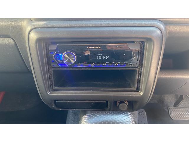 ジムニー ＦＩＳフリースタイルワールドカップリミテッド　Ｂｌｕｅｔｏｏｔｈオーディオ・パートタイム４ＷＤ高低２段切り替え式（後輪駆動ベース）・ＤＯＨＣインタークーラーターボ・フロア４ＡＴ（30枚目）