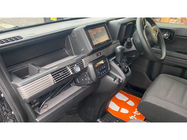 N-VAN ファン 車中泊仕様・ベッドキット・Bluetoothオーディオ・CD・DVD・SDカード・USB・ドライブレコーダー・カーナビ・ホンダセンシング・LEDヘッドライト・両側スライドドア・センターピラーレス(21枚目)