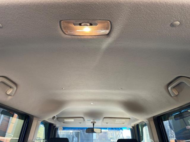 Ｎ－ＢＯＸカスタム Ｇ・ターボパッケージ　ターボエンジン・パドルシフト・左右両側電動パワースライドドア・スマートキー・ＶＳＡ横滑り防止装置・ＥＴＣ・タイミングチェーン・フロントフォグライト・純正１５インチアルミホイール・エアロパーツ（41枚目）