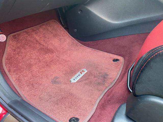 ���[���R���Ɏ��g�̂Ȃ����������k���������B