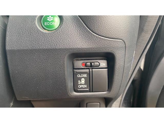 N-BOXカスタム G・Lパッケージ Bluetoothオーディオ・カーナビ・ドライブレコーダー・パワースライドドア・ETC・オートライト天井フロントフォグライト・VSA横滑り防止装置・プッシュスタート・スマートキー・タイミングチェーン(39枚目)