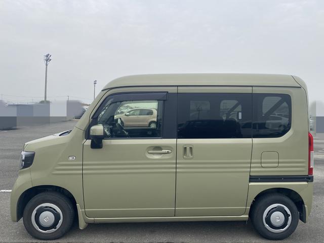 N-VAN ファン 純正ディスプレイオオーディオ・バックカメラ・プッシュスタート・スマートキー・電動格納ドアミラー・フロントフォグライト・LEDヘッドライト・クルーズコントロール・オートライト・両側スライドドア(16枚目)