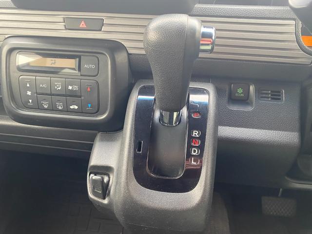 N-VAN ファン 純正ディスプレイオオーディオ・バックカメラ・プッシュスタート・スマートキー・電動格納ドアミラー・フロントフォグライト・LEDヘッドライト・クルーズコントロール・オートライト・両側スライドドア(45枚目)