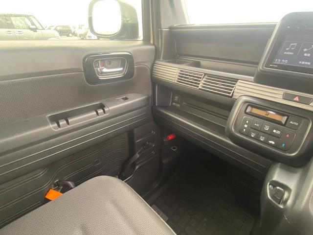 N-VAN ファン 純正ディスプレイオオーディオ・バックカメラ・プッシュスタート・スマートキー・電動格納ドアミラー・フロントフォグライト・LEDヘッドライト・クルーズコントロール・オートライト・両側スライドドア(56枚目)