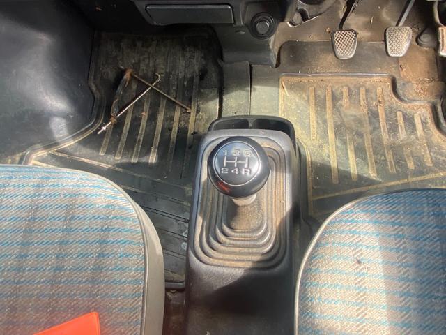 アクティバン ＳＤＸ　５速ミッション・両側スライドドア・エアコン・パワステ（25枚目）