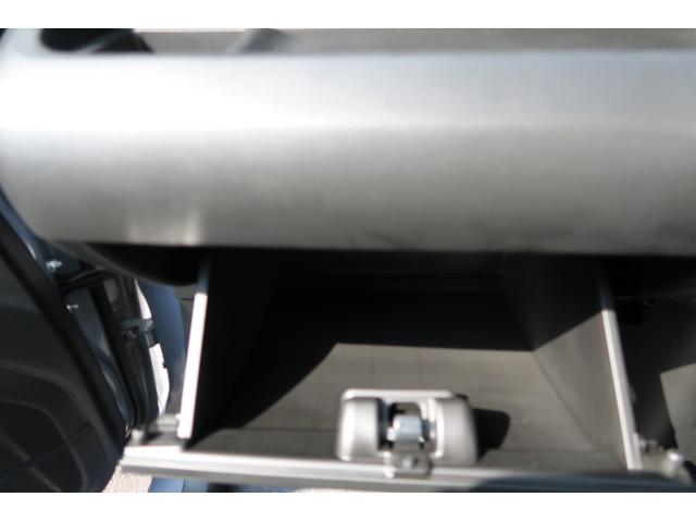 ＦＸ　届け出済み未使用車　デュアルカメラサポート　パーキングサポート　シートヒーター　ライトレベル調節　トラクションコントロール(22枚目)