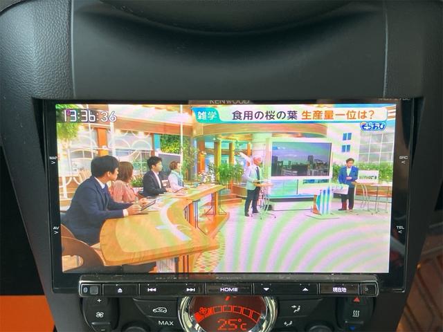 ＭＩＮＩ クーパーＳ　クラブマン　社外ナビ地デジＴＶ　Ｂｌｕｅｔｏｏｔｈ　プッシュスターター　ＥＴＣ　キーレス　ＨＩＤヘッドライト　純正１７インチアルミホイール　サイドエアバック付（4枚目）