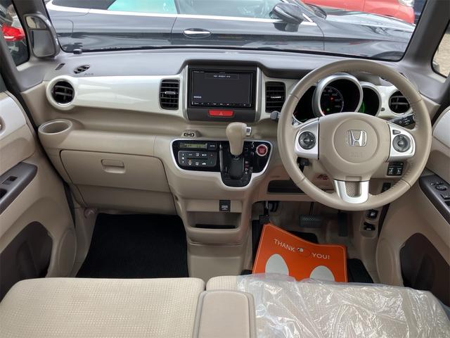 Ｎ－ＢＯＸ Ｇ・ターボＬパッケージ　２トーンカラースタイル　衝突軽減ブレーキ　ナビ地デジＴＶ　バックカメラ　Ｂｌｕｅｔｏｏｔｈ　スマートキー　ＥＴＣ　プッシュスターター　両側電動スライドドア　クルーズコントロール　ＨＩＤヘッドライト（2枚目）