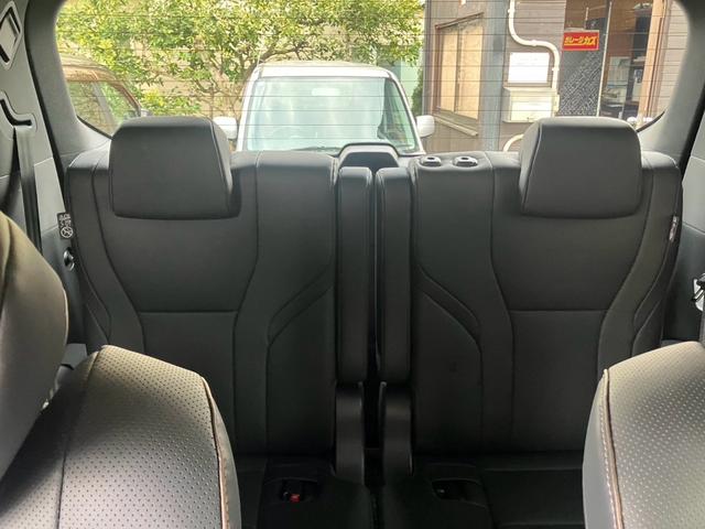 アルファード Ｚ　モデリスタエアロ　後席モニター　ナビ　全方位カメラ　Ｂｌｕｅｔｏｏｔｈ　スマートキー　革シート　ＬＥＤヘッドライト　純正エアロ　トヨタセーフティーセンス（15枚目）