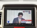 Ｎ－ＢＯＸ Ｇ・ターボＬパッケージ　２トーンカラースタイル　衝突軽減ブレーキ　ナビ地デジＴＶ　バックカメラ　Ｂｌｕｅｔｏｏｔｈ　スマートキー　ＥＴＣ　プッシュスターター　両側電動スライドドア　クルーズコントロール　ＨＩＤヘッドライト（8枚目）